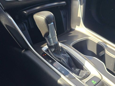 Used 2018 Honda Accord LX image 28