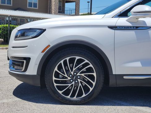 Used 2019 Lincoln Nautilus Reserve FWD image 7