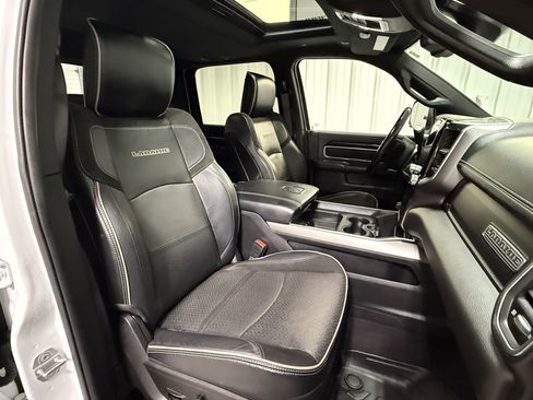 Used 2021 RAM 2500 Laramie image 9