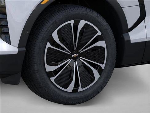 New 2025 Chevrolet Blazer EV LT AWD/4WD image 9