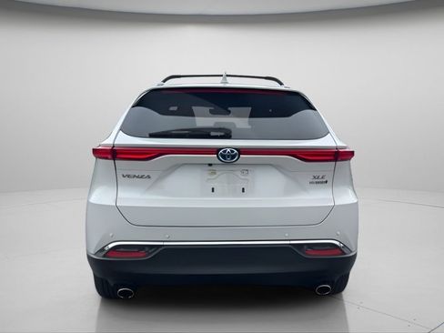 Used 2021 Toyota Venza XLE w/ Softex Package image 5