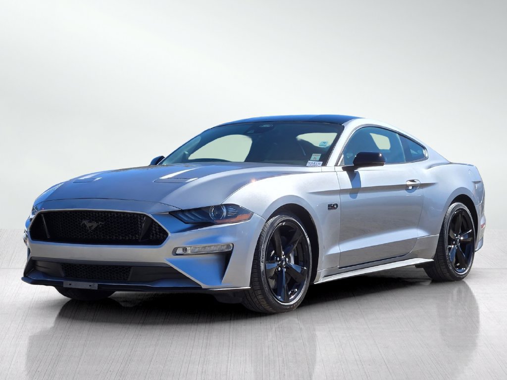 Used 2021 Ford Mustang GT Premium w/ Equipment Group 401A RWD image 9