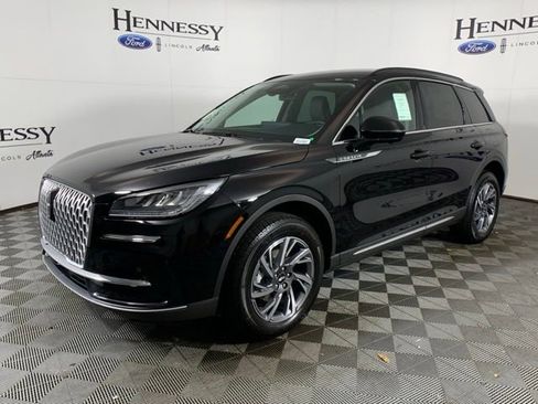 Used 2026 Lincoln Corsair Premiere FWD image 2