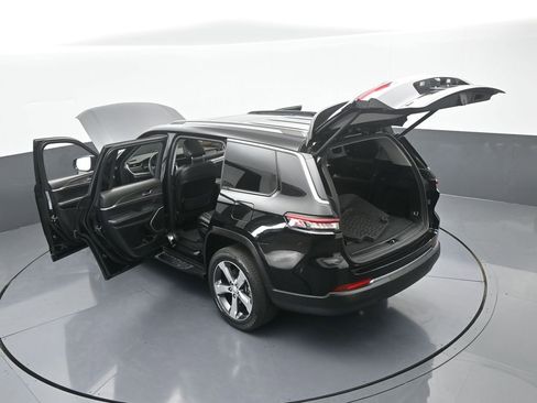 Used 2021 Jeep Grand Cherokee L Limited image 70