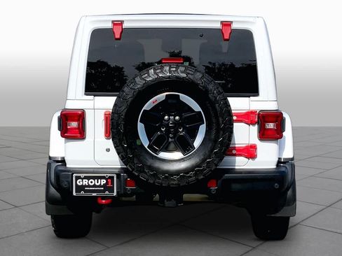 Used 2019 Jeep Wrangler Unlimited Rubicon AWD/4WD image 5