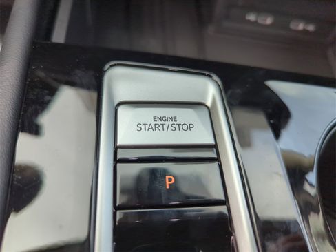 New 2026 Volkswagen Atlas SE image 42