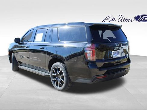 Used 2023 Chevrolet Suburban RST image 7