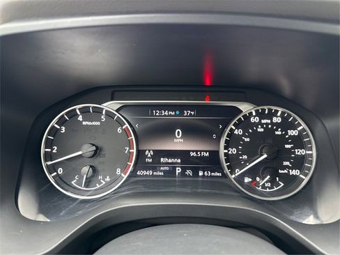 Used 2024 Nissan Rogue SV image 15