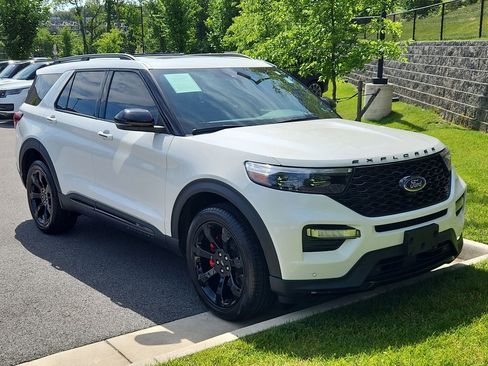 Used 2023 Ford Explorer ST w/ Equipment Group 401A AWD/4WD image 10