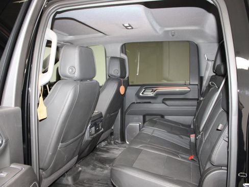 Used 2024 GMC Sierra 2500 Denali w/ Denali Reserve Package AWD/4WD image 19