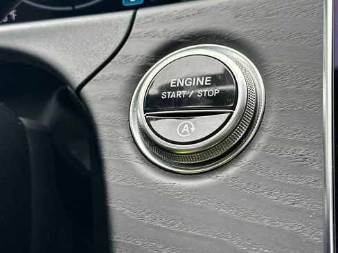 Certified 2025 Mercedes-Benz E 350 Sedan image 28