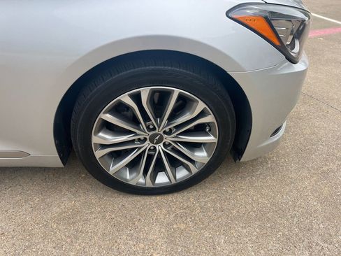 Used 2017 Genesis G80 3.8 image 12