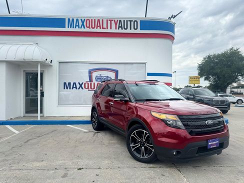 Used 2014 Ford Explorer Sport w/ Equipment Group 401A AWD/4WD image 17