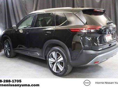 Used 2023 Nissan Rogue SL w/ SL Premium Package image 15