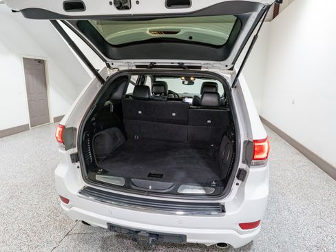 Used 2020 Jeep Grand Cherokee Overland image 33