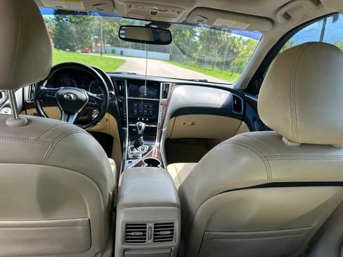 Used 2018 INFINITI Q50 Luxe AWD/4WD image 12