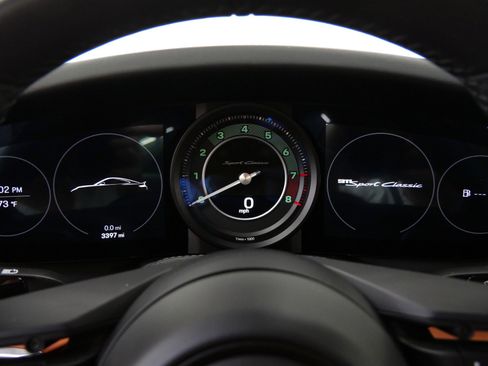 Used 2023 Porsche 911 Sport Classic RWD image 21