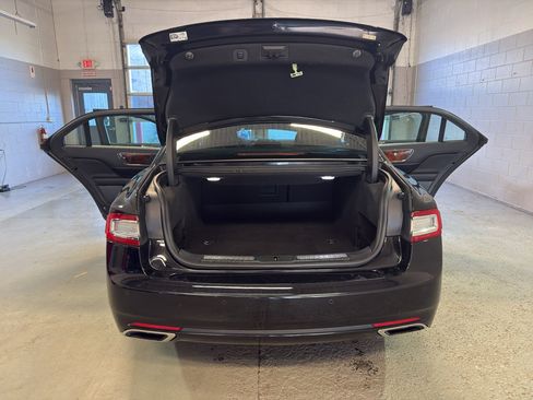 Used 2017 Lincoln Continental Reserve w/ Climate Package AWD/4WD image 11