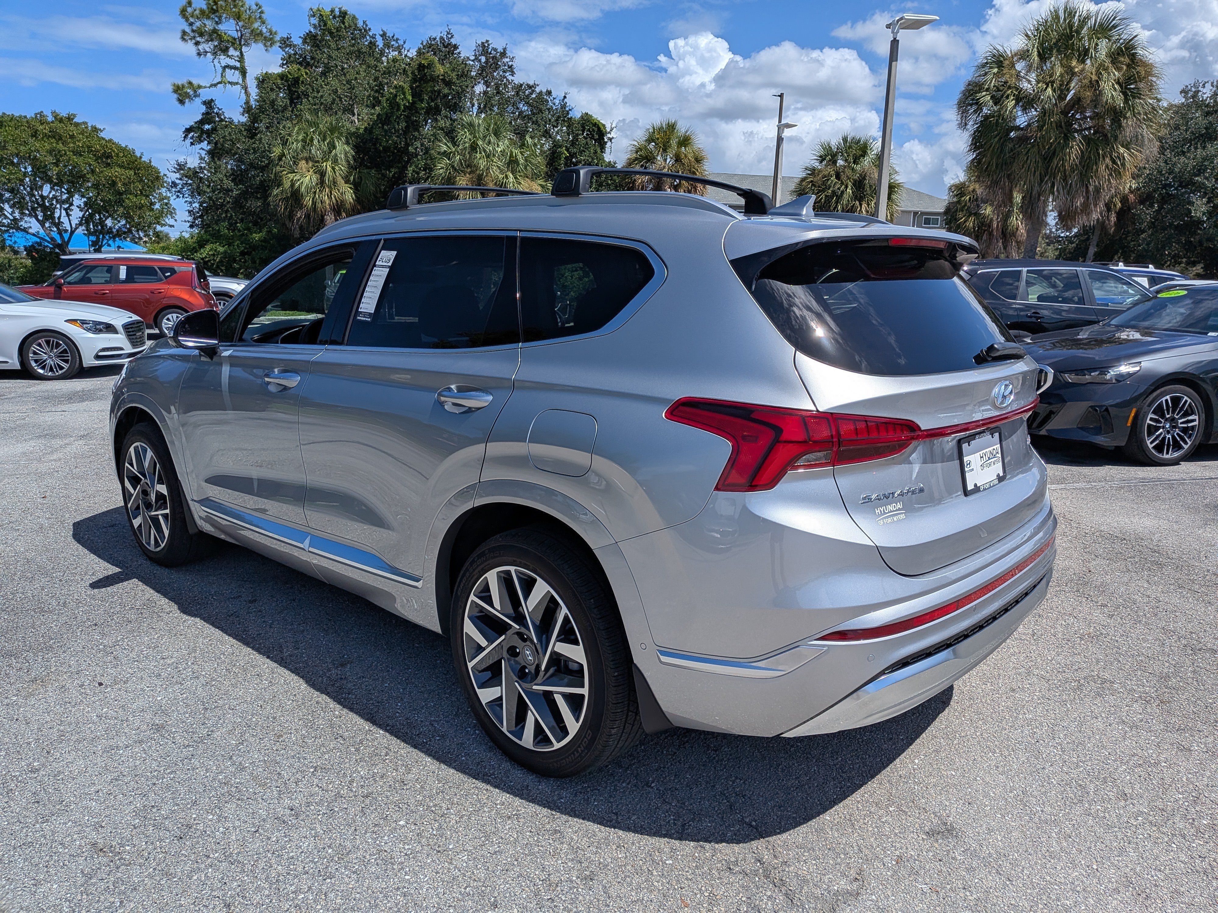 Used 2023 Hyundai Santa Fe Calligraphy FWD image 6