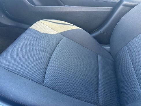 Used 2018 Chevrolet Cruze LS image 28