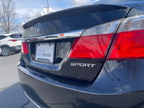 Used 2015 Honda Accord Sport image 12