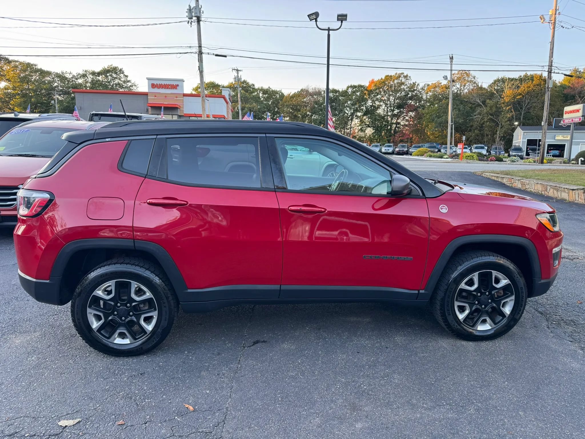 Used 2018 Jeep Compass Trailhawk w/ Cold Weather Group AWD/4WD image 8