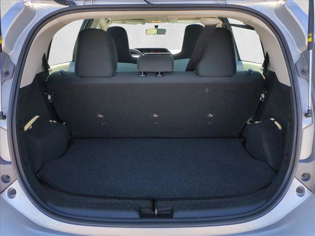 Used 2014 Toyota Prius C One FWD image 6