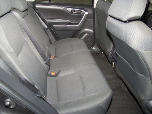 Used 2024 Toyota RAV4 LE AWD/4WD image 17