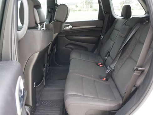 Used 2018 Jeep Grand Cherokee Laredo image 28