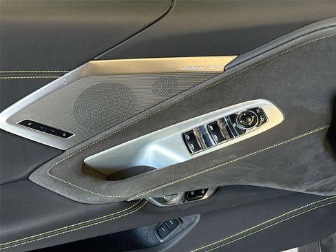 Used 2022 Chevrolet Corvette Stingray Premium Conv w/ Z51 Performance Package RWD image 16