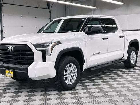 Used 2023 Toyota Tundra SR5 AWD/4WD image 12