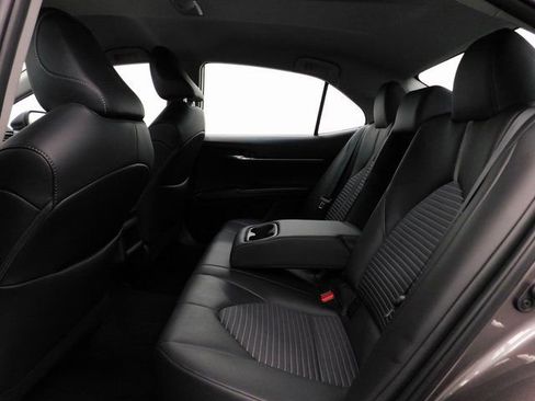 Used 2024 Toyota Camry SE image 27