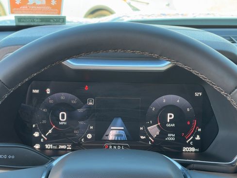 Used 2026 GMC Canyon Denali image 23