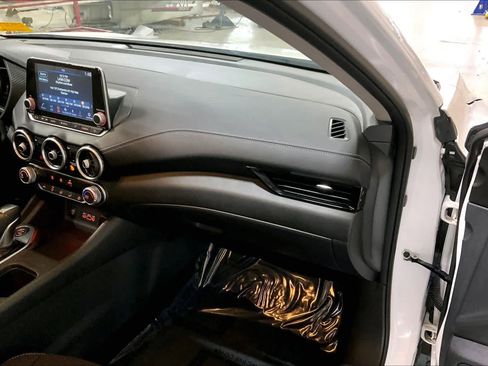 Used 2024 Nissan Sentra SV image 17