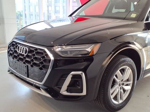 Certified 2023 Audi Q5 2.0T Premium w/ Convenience Package AWD/4WD image 7