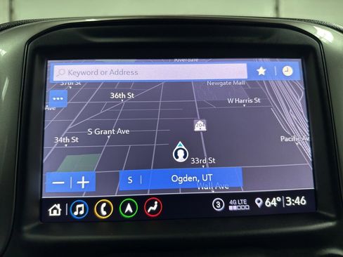 Used 2020 Chevrolet Silverado 1500 LTZ w/ LTZ Premium Package image 28