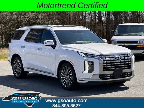 Used 2024 Hyundai Palisade Calligraphy AWD/4WD image 2