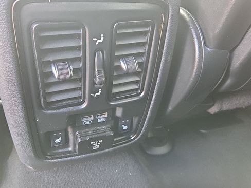 Used 2020 Dodge Durango GT AWD/4WD image 14