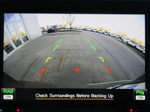 Used 2023 Subaru Forester Limited image 15