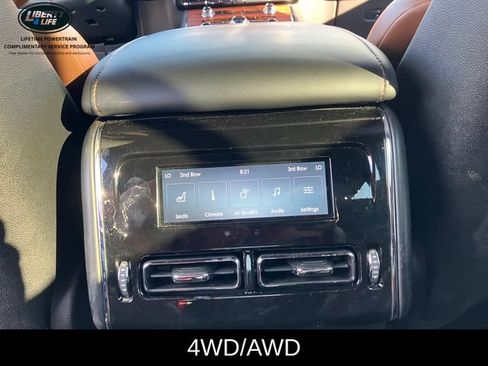 Used 2023 Lincoln Aviator Reserve w/ Equipment Group 201A AWD/4WD image 12