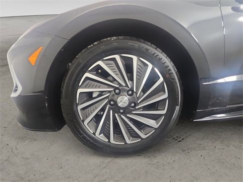 Used 2023 Hyundai Sonata Limited image 14