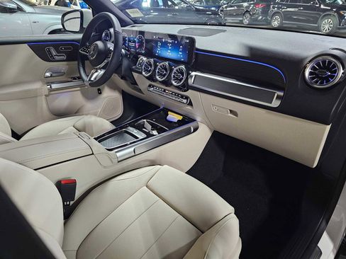New 2026 Mercedes-Benz GLB 250 4MATIC image 11