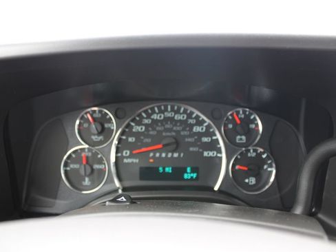 New 2026 Chevrolet Express 3500 Extended w/ Driver Convenience Package RWD image 28