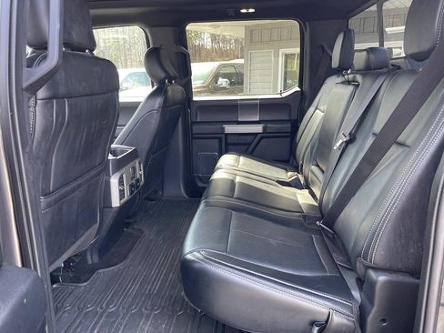 Used 2019 Ford F150 Lariat w/ Equipment Group 502A Luxury AWD/4WD image 22
