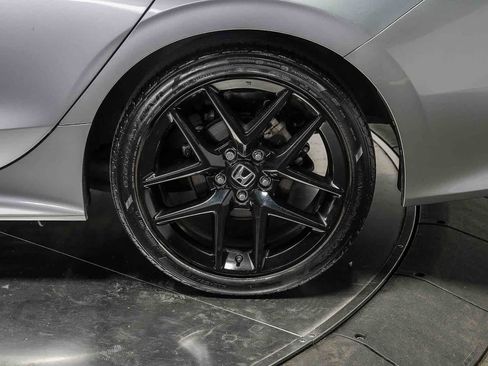 Used 2023 Honda Civic Sport image 10