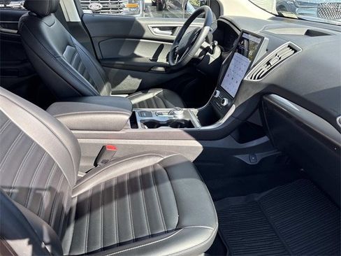 Certified 2024 Ford Edge SEL w/ Convenience Package image 24