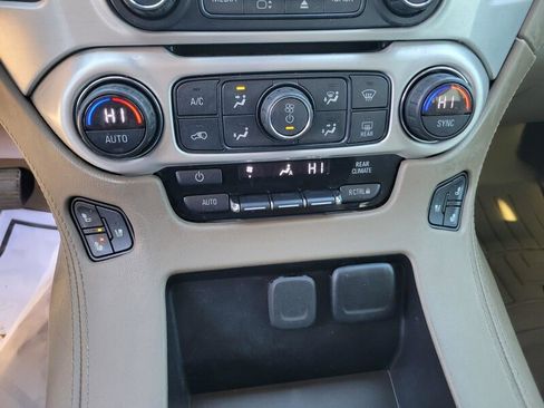 Used 2020 GMC Yukon SLT w/ Open Road Package image 16