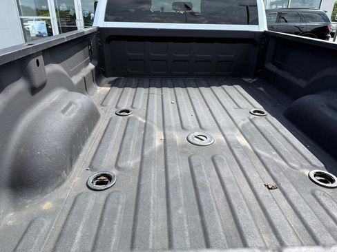 Used 2024 RAM 3500 Big Horn AWD/4WD image 4