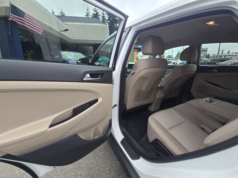 Used 2017 Hyundai Tucson SE FWD image 15