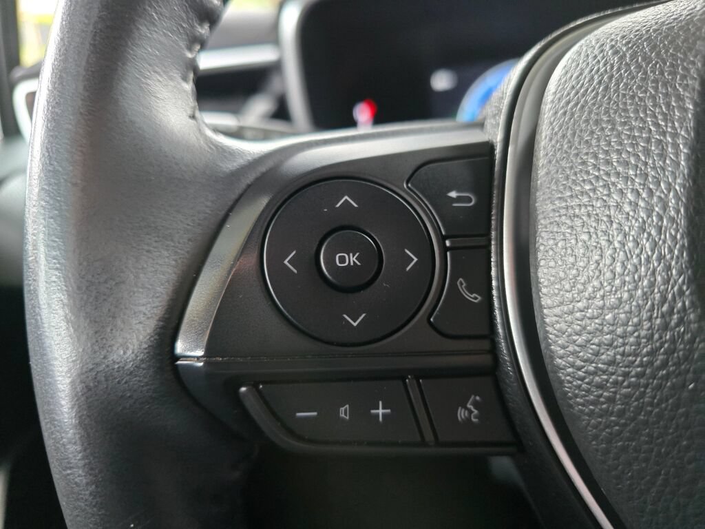 Used 2024 Toyota Corolla XSE FWD image 28
